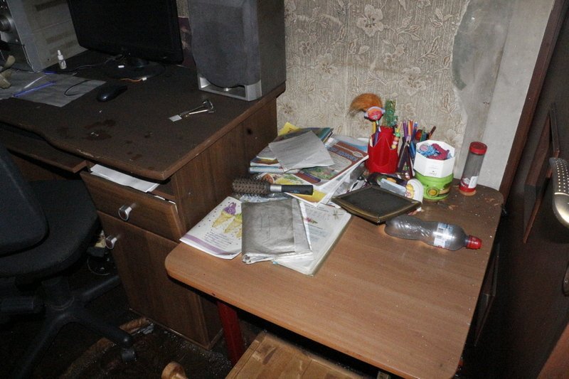 В переулке Лиственном произошел пожар (ФОТО) 11