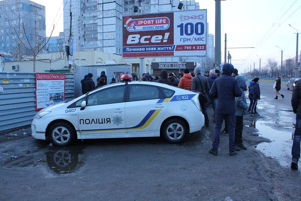 Треш, полиция и люди в масках: что происходило на проспекте Мира (ФОТО, ВИДЕО) 1