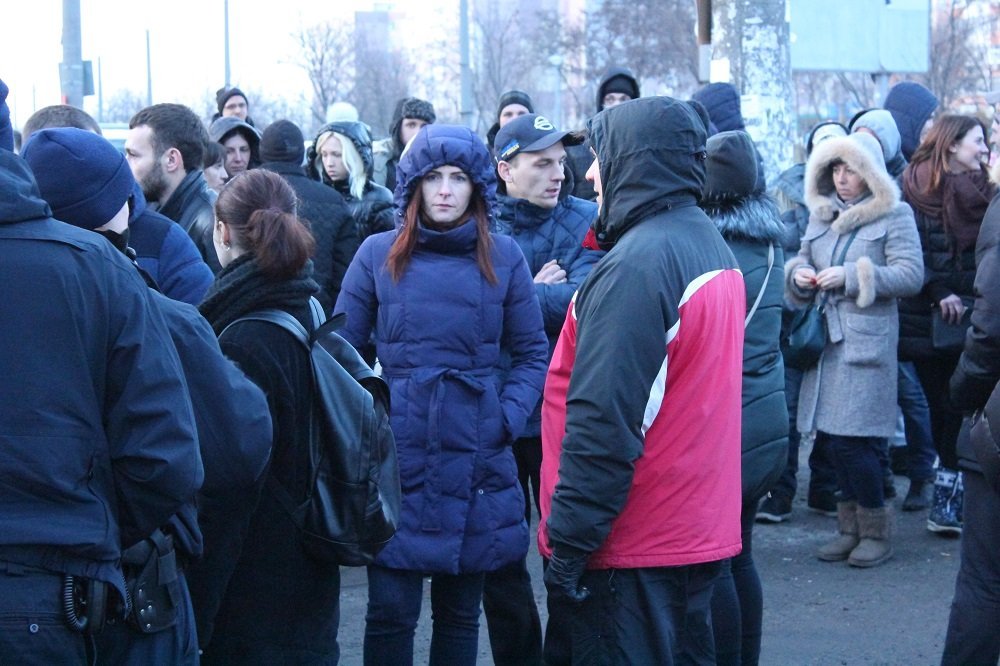 Треш, полиция и люди в масках: что происходило на проспекте Мира (ФОТО, ВИДЕО) 2