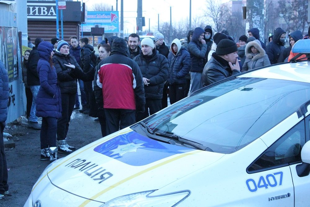 Треш, полиция и люди в масках: что происходило на проспекте Мира (ФОТО, ВИДЕО) 8