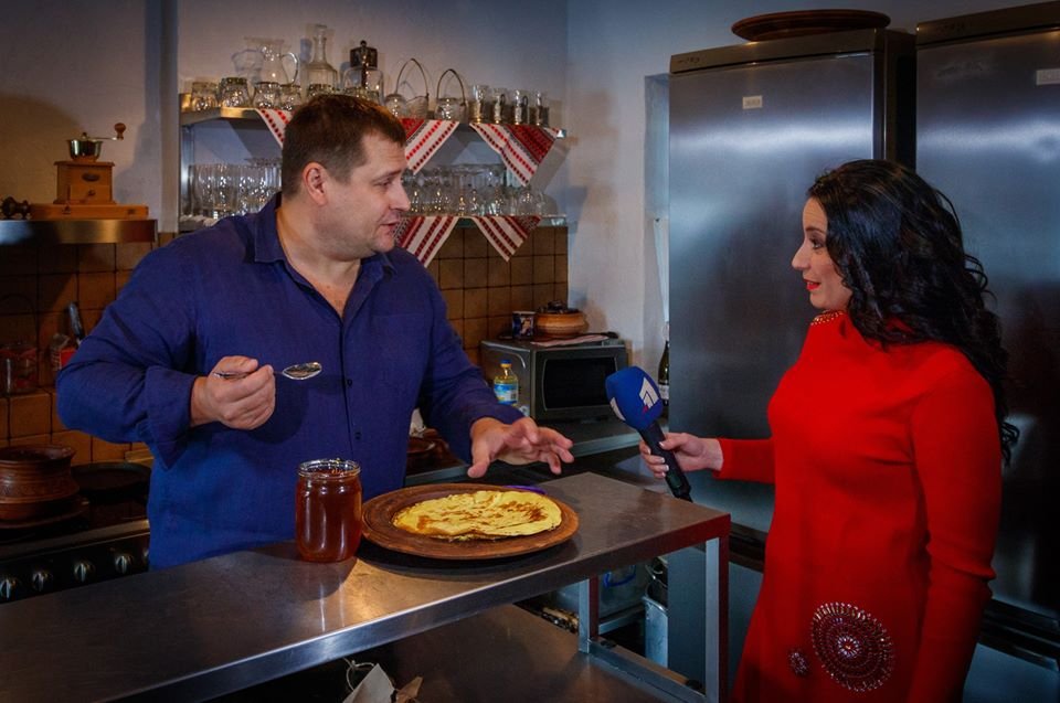 Блины от мэра: Филатов поделился рецептом традицонного блюда на Масленицу (ФОТО) 8