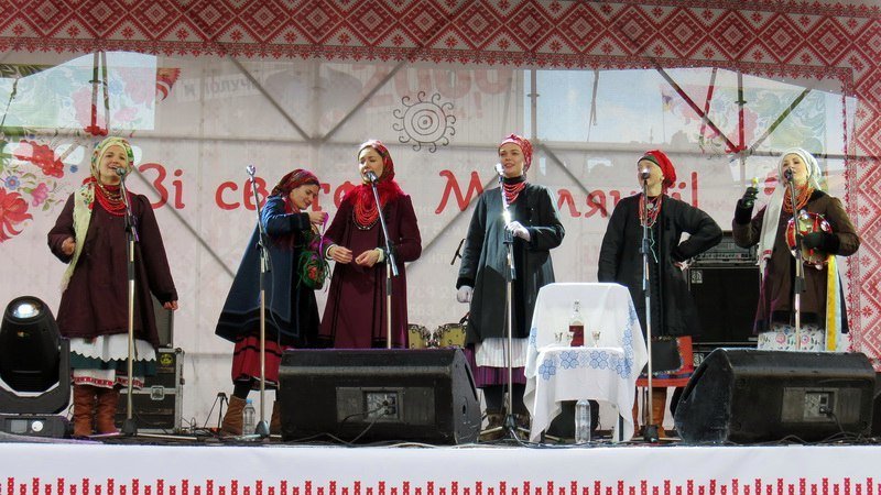 Чучела, блины и конкурсы: как в Днепре Масленицу отмечали (ФОТО) 11
