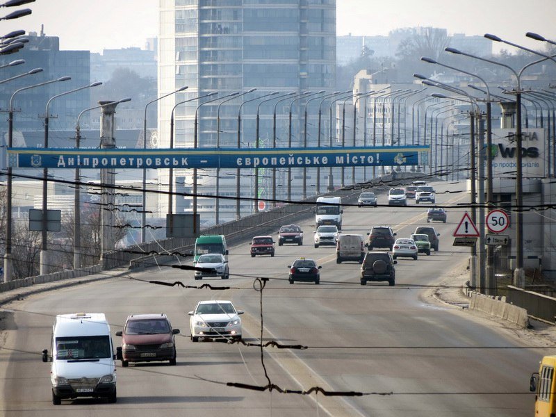 Первые шаги: в Днепре на Новом мосту начались ремонтные работы (ФОТО) 10