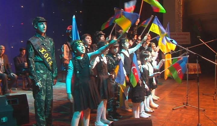 В Днепре почтили память погибших во время Ходжалинской резни в Азербайджане 3