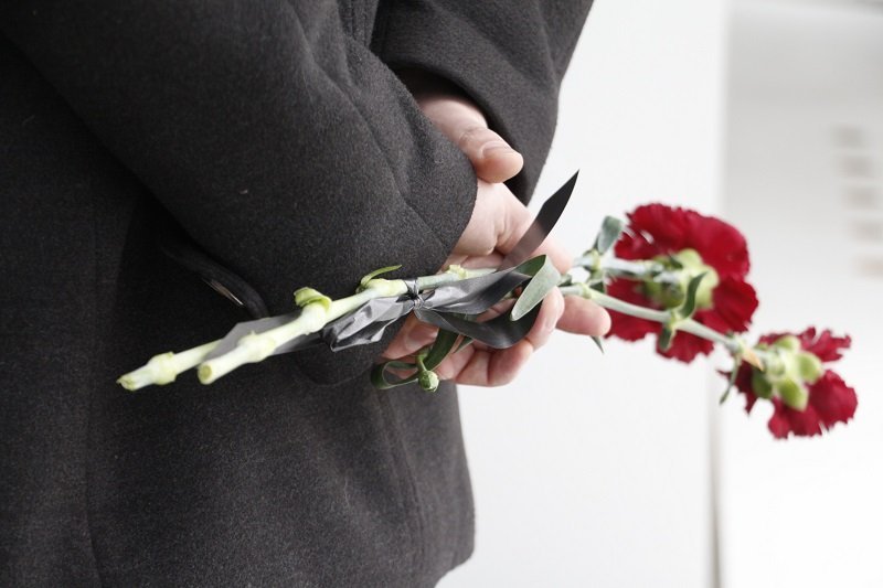 Жители Днепра попрощались с известным скульптором Василием Мирошниченко 4