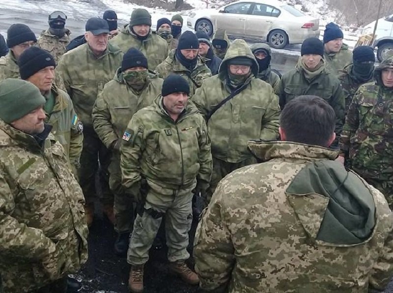 Штурм блокады на Донбассе: есть раненные, задержаны 37 человек 2