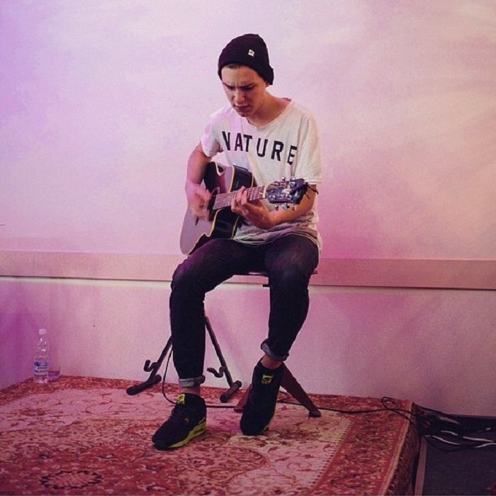 ТОП-5 парней-блогеров из Днепра в Instagram 6