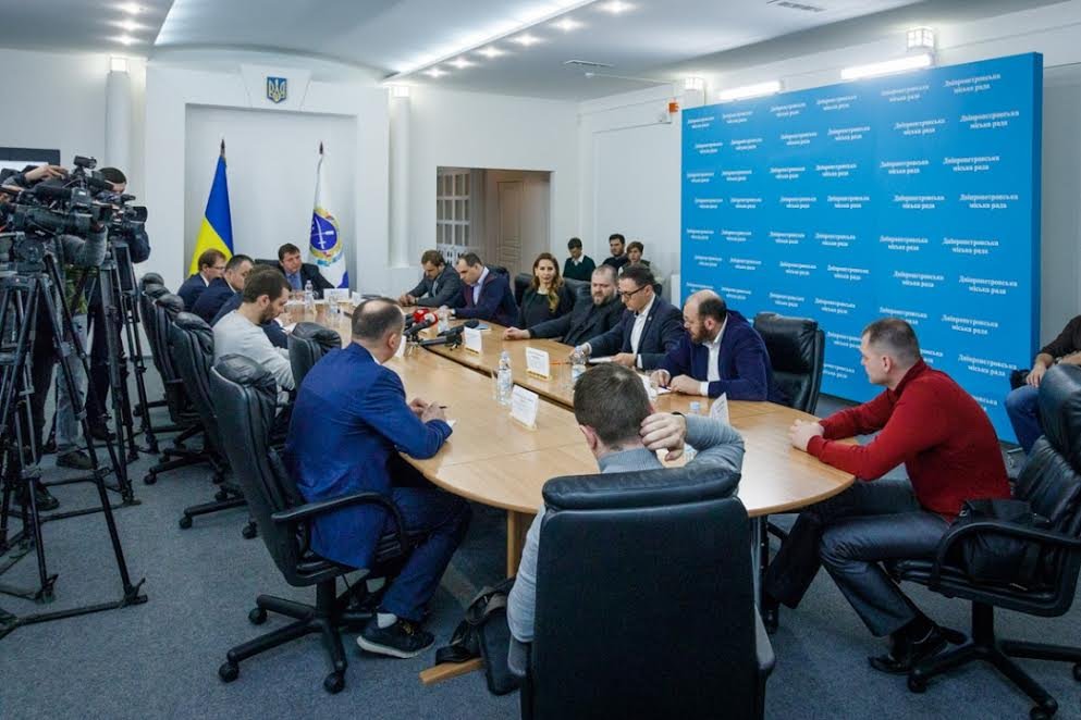 В Днепре чиновники мэрии и народные депутаты обсудили возможные перспективы повышения энергоэффективности в Украине 4