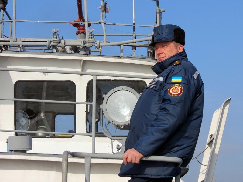 Спасение от наводнения: на Днепре провели ледокольные работы 1