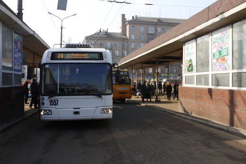 Посмотри, насколько загружен Старый мост из-за ремонта Нового моста 1
