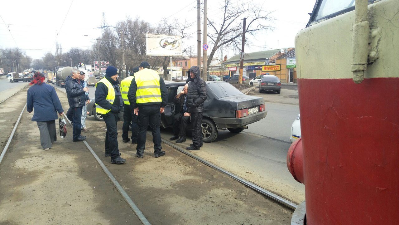 ДТП на 12 Квартале: движение трамваев приостановлено 2