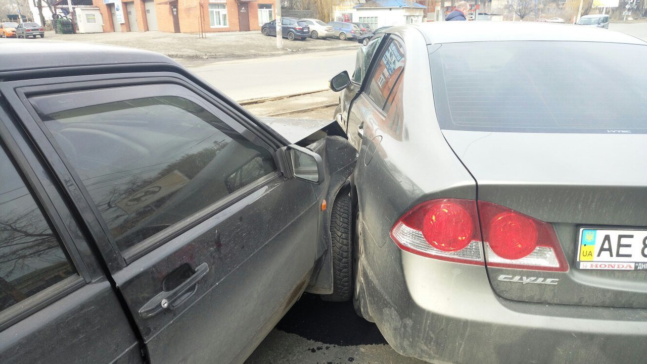 ДТП на 12 Квартале: движение трамваев приостановлено 3