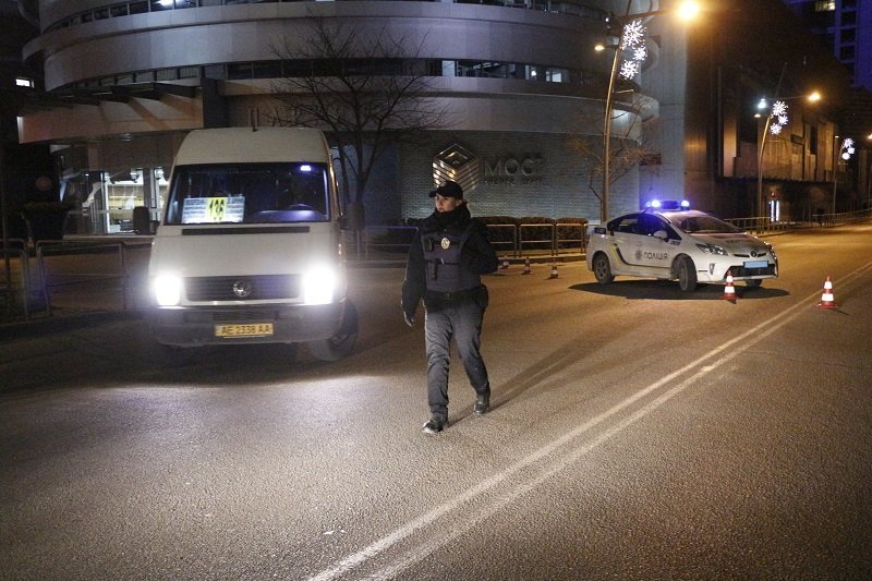 В Днепре впервые перекрыли Новый мост для ремонтных работ 11