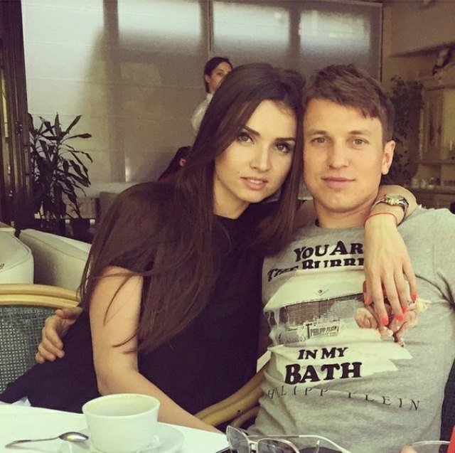 Девушки футболистов «Днепра»: смотрите, кто вдохновляет наших игроков 7