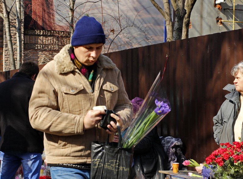 Сколько стоит порадовать девушку: цены на цветы в преддверии 8 марта 11