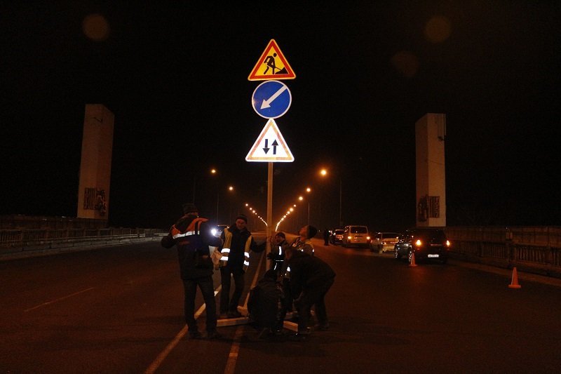 В Днепре снова перекрыли Новый мост 6