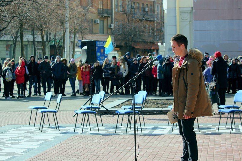 В Днепре отметили годовщину со дня рождения Тараса Шевченко 8