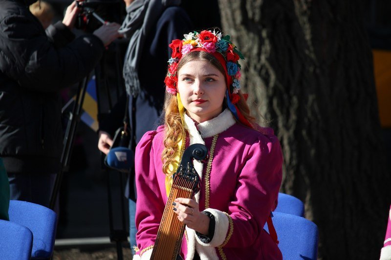 В Днепре отметили годовщину со дня рождения Тараса Шевченко 13