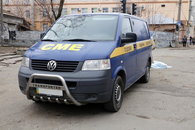 В Днепре посреди улицы умер мужчина 3