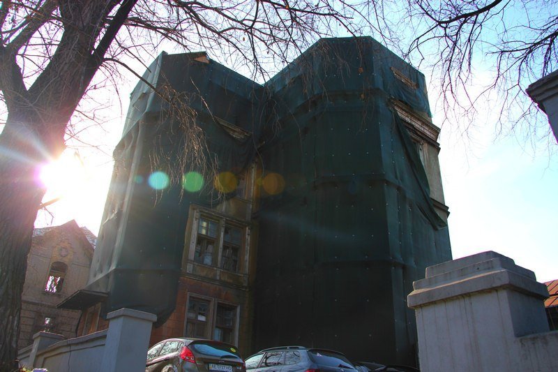 Забытая история: ТОП-7 заброшенных зданий в центре Днепра 1