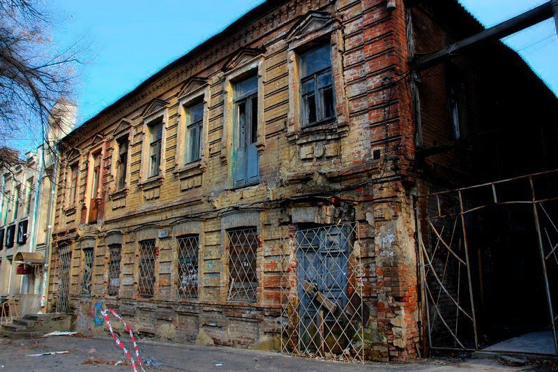 Забытая история: ТОП-7 заброшенных зданий в центре Днепра 4