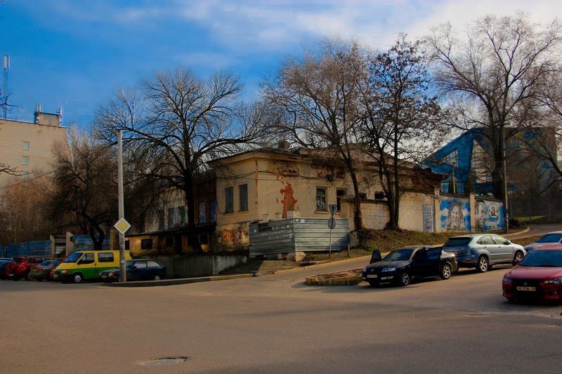 Забытая история: ТОП-7 заброшенных зданий в центре Днепра 18