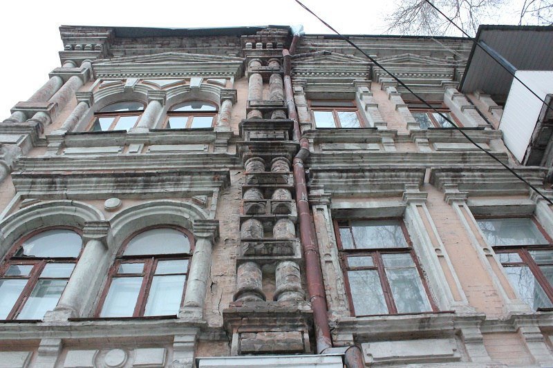 Береги голову: под какими домами в Днепре не стоит ходить 22
