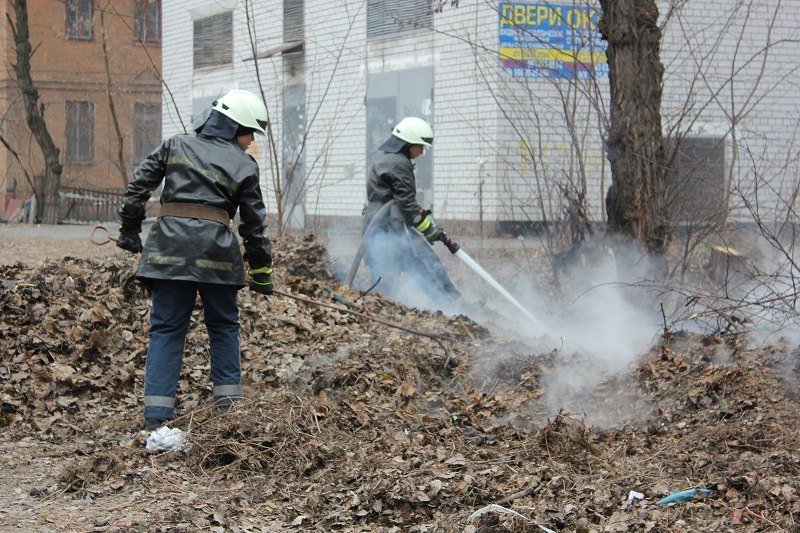 Отравляющий дым, полиция и пожарные: что происходило возле техникума на Мазепы 10
