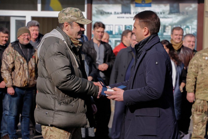 Песни, награды и встречи побратимов: в Днепре отметили День Добровольца 6