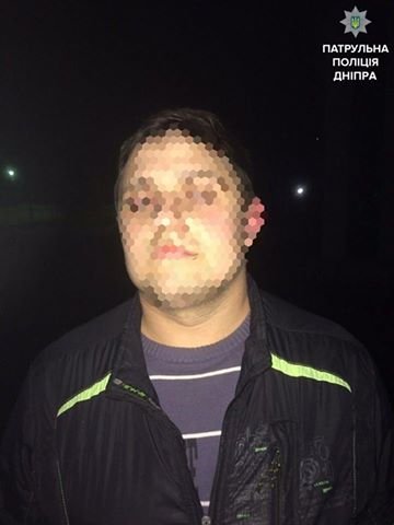 В Днепре патрульные ловили злоумышленников на вокзале 1