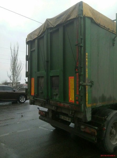 Задержанный львовский мусор в Днепре отправили обратно домой 4