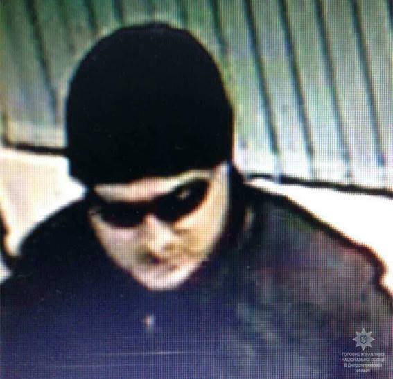 Скоростной грабитель в Днепре: полиция ищет серийного разбойника 2