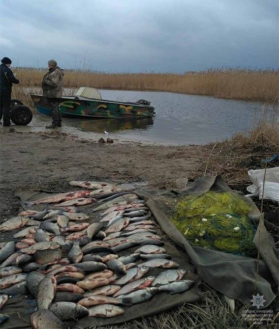 Полиция Днепра задержала рыбака-браконьера 1