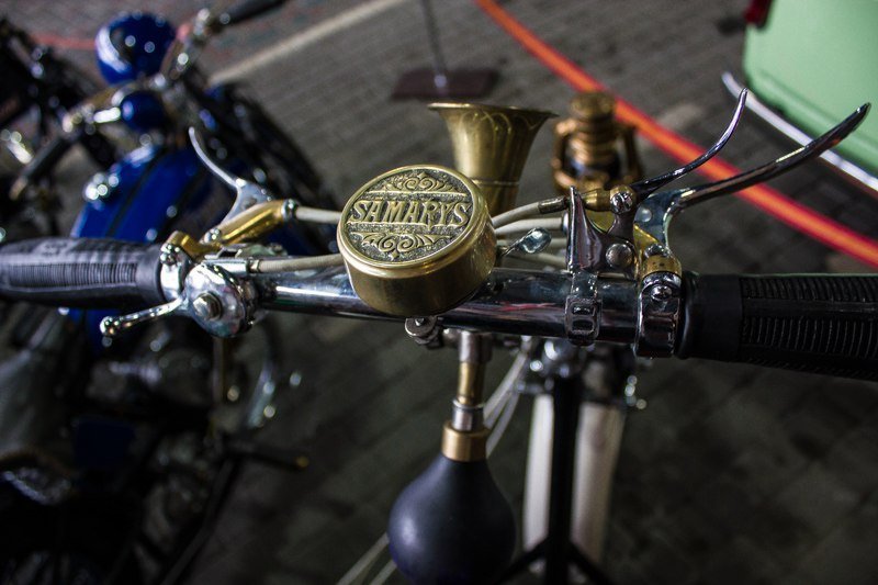 В Днепре представили уникальные французские ретро мотоциклы 7