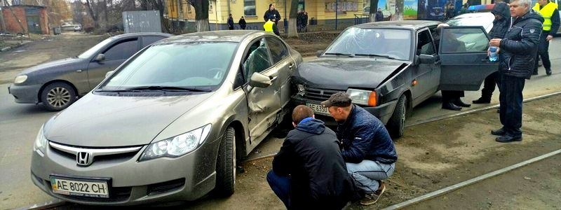Внимательнее на дорогах: где в Днепре чаще всего случаются ДТП 23