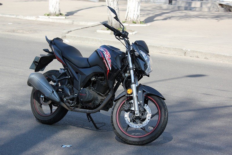 ДТП на Калиновой: мотоциклист сбил 90-летнего пенсионера 1