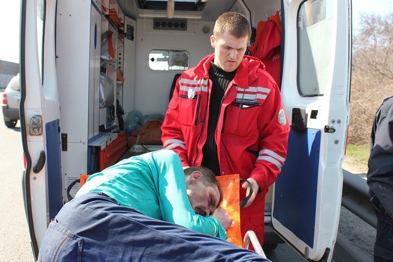 Попытка самоубийства на Кайдакском мосту: подробности с места событий 5