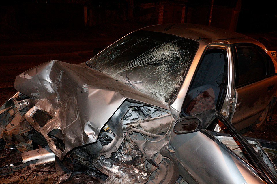 Cмертельное ДТП: в Днепре лоб в лоб столкнулись два автомобиля 5