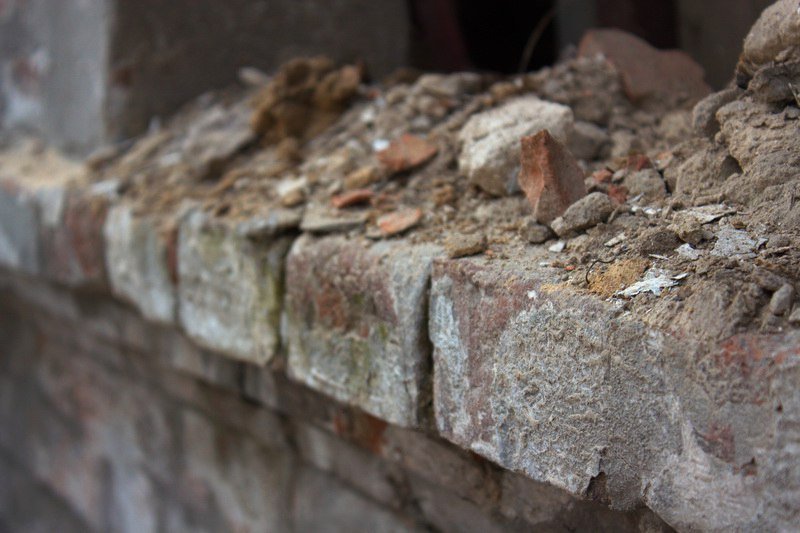 Забытая история: в центре Днепра обрушился старинный дом 5