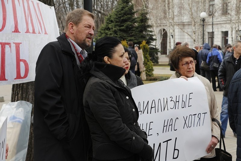 Жизнь на волоске: возле ОГА состоялся митинг диализных пациентов 6