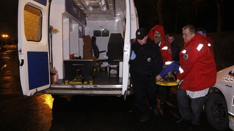 Ночная стрельба возле автовокзала: таксист ранил своего клиента 6