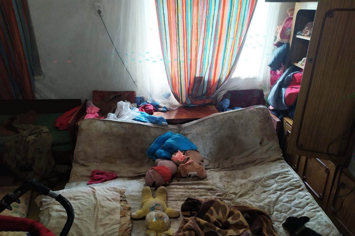 Малышей у них забрали Малышей у них забрали