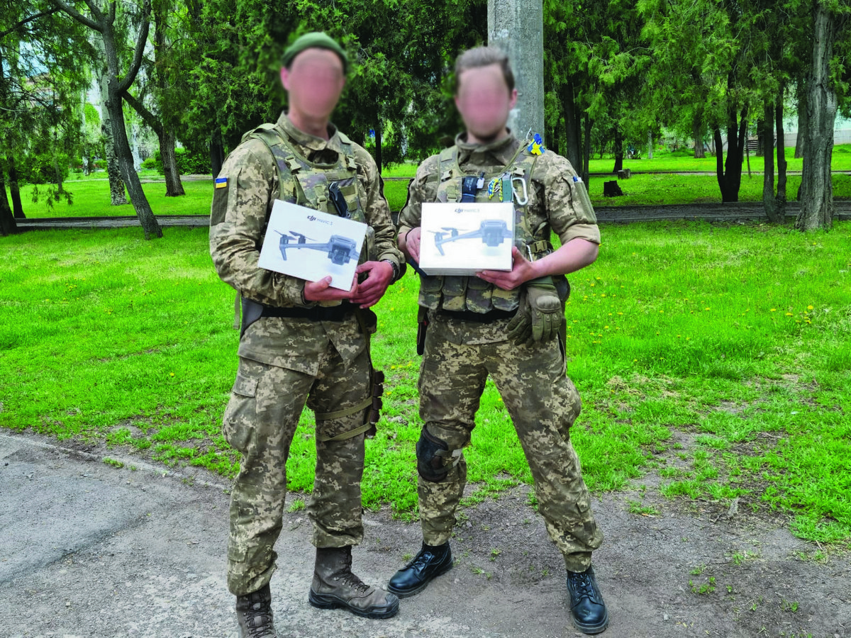 Быть на связи и видеть за километры: как фонд ИНТЕРПАЙП "Відродження регіону" помогает Защитникам Украины 2
