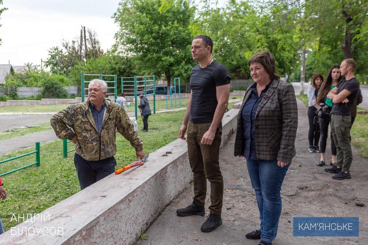 В Каменском продолжаются работы по благоустройству города 9