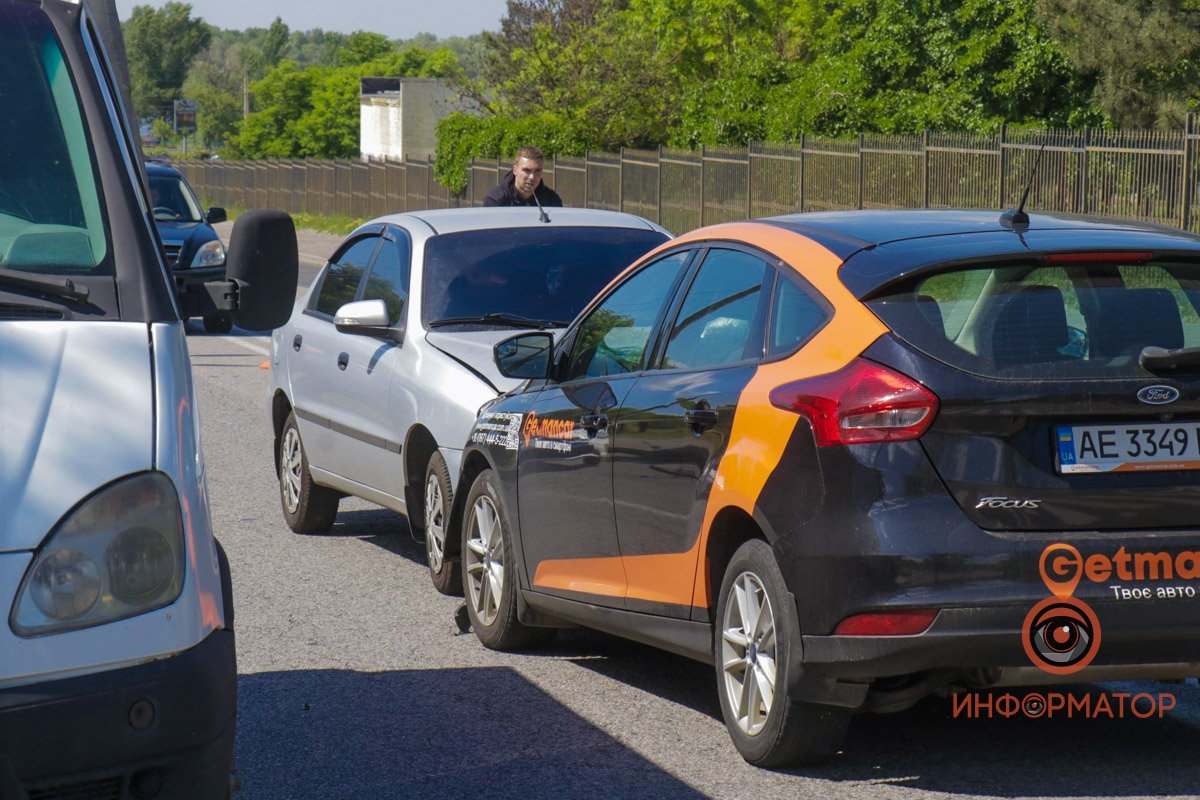 На место приехали полицейские
