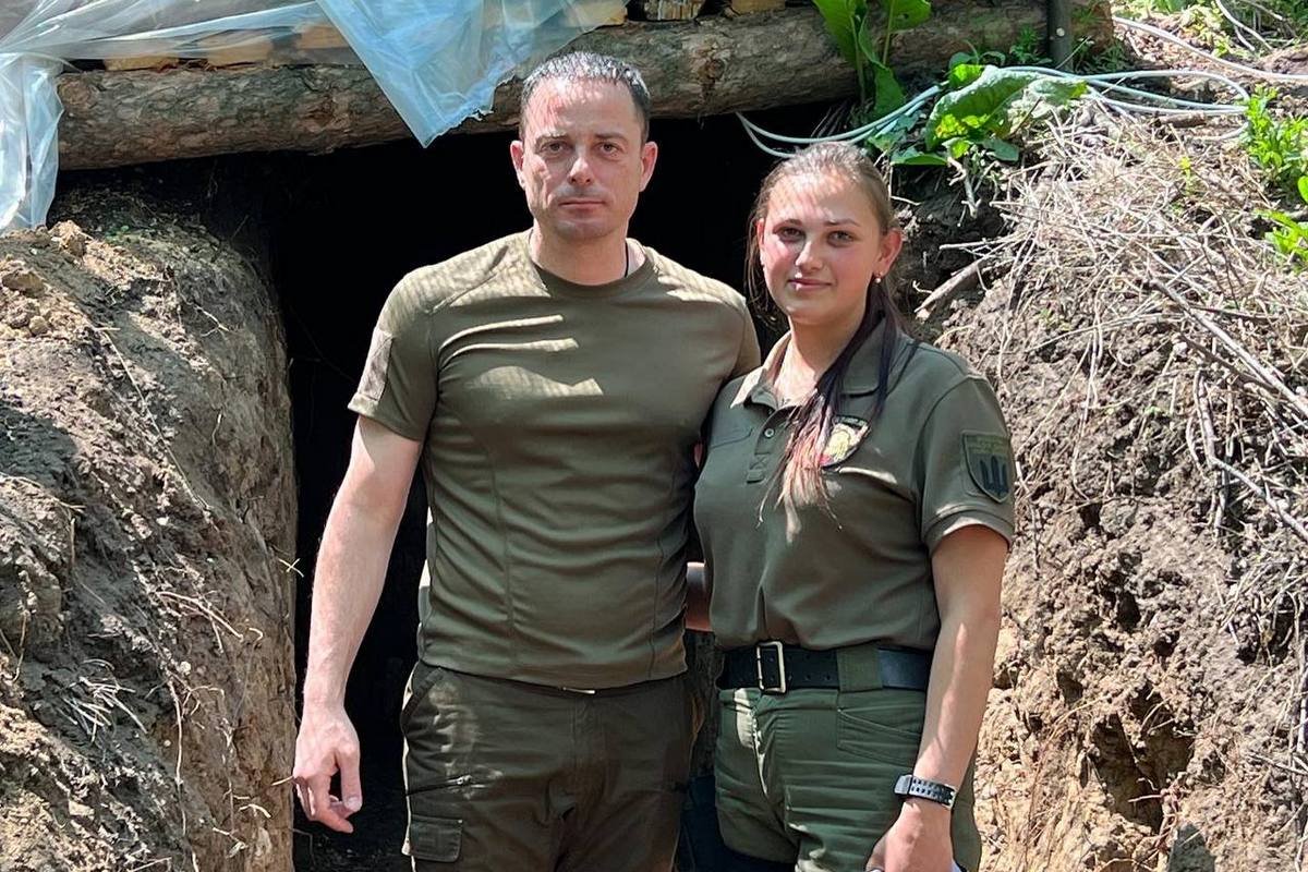 Андрей Белоусов отвез помощь бойцам ТрО на востоке Украины 2