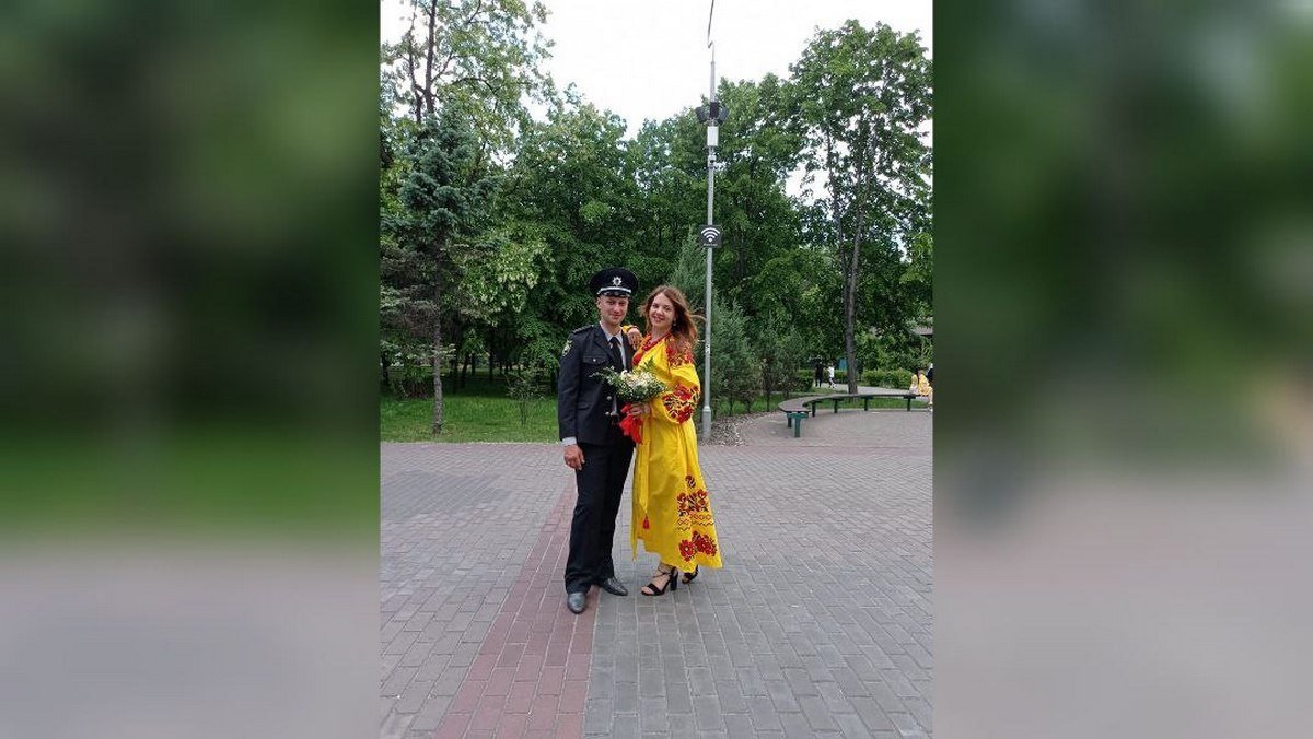 В Каменском полицейский создал семью со своей любимой В Каменском полицейский создал семью со своей любимой