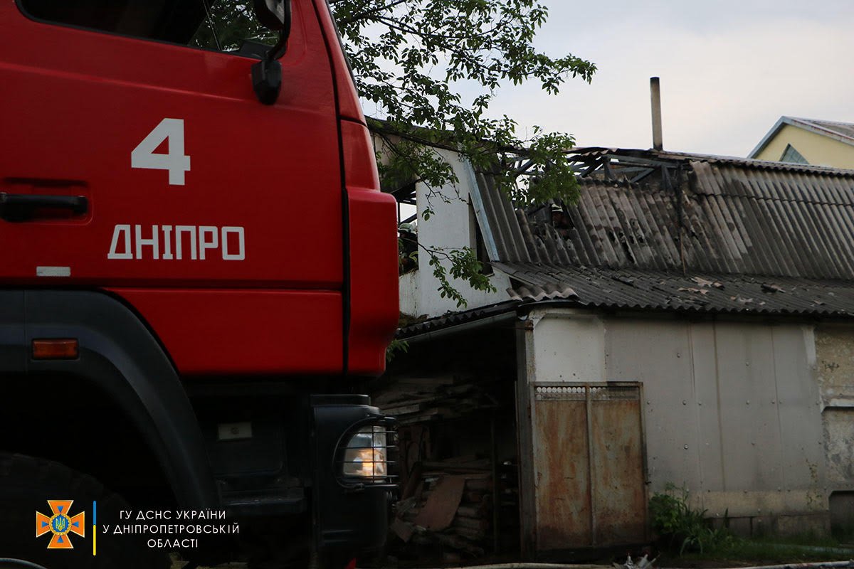 Пожар на улице Новопокровской Пожар на улице Новопокровской