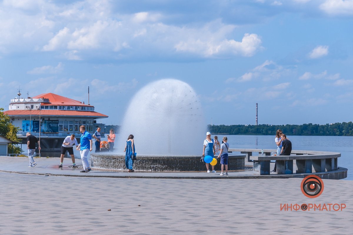 Напротив улицы Половицкой