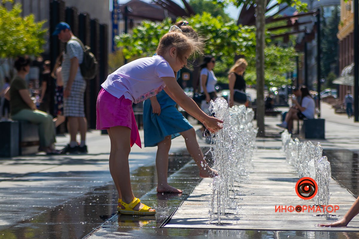 Детвора счастлива